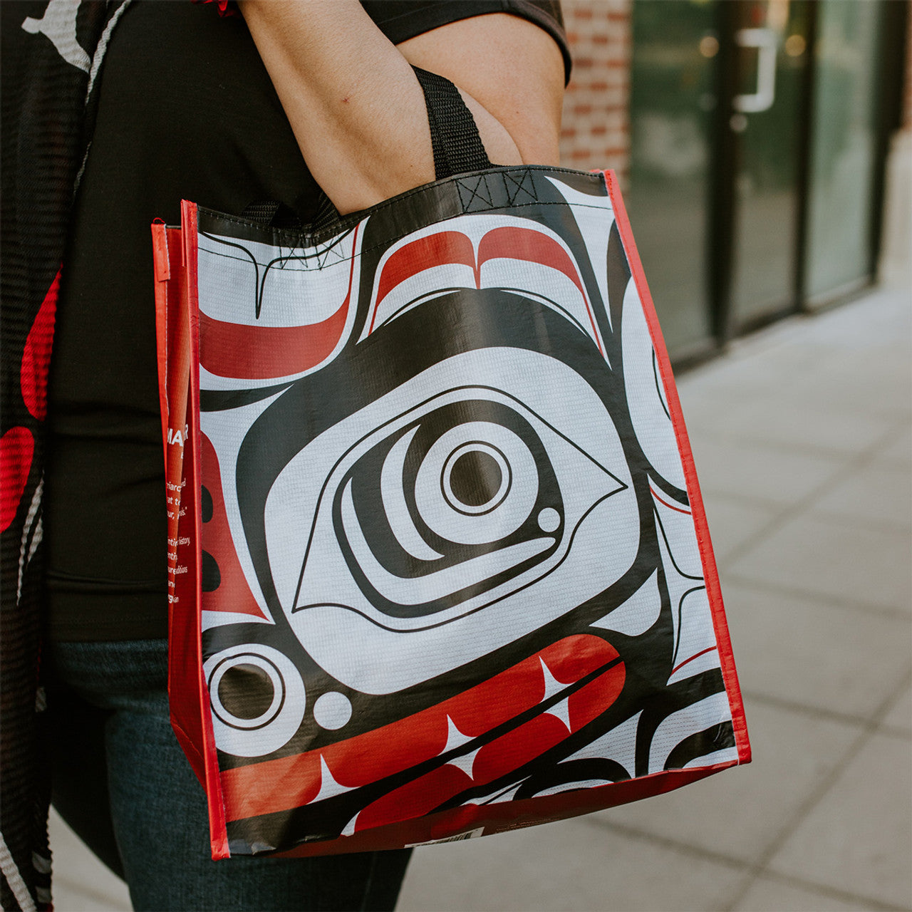 Large "Matriarch Bear" Eco Bag - Chrysler Museum Shop