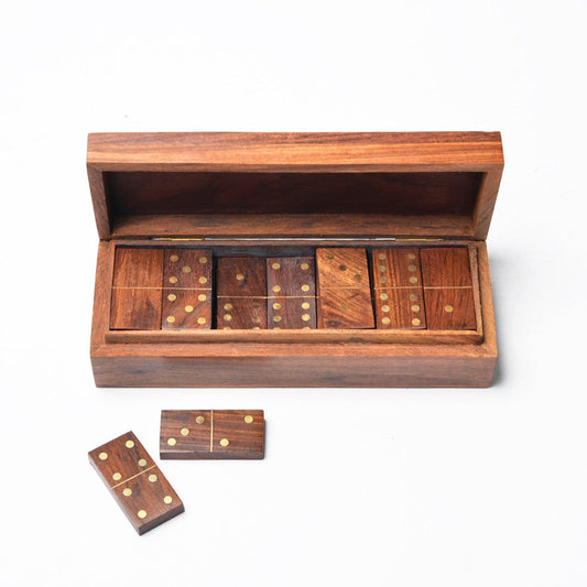 Handgefertigtes Domino-Set aus Holz