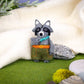 Adorno de lana hecho a mano: Camp Raccoon