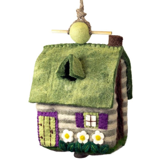 Felted Wool Birdhouse: Country Cabin