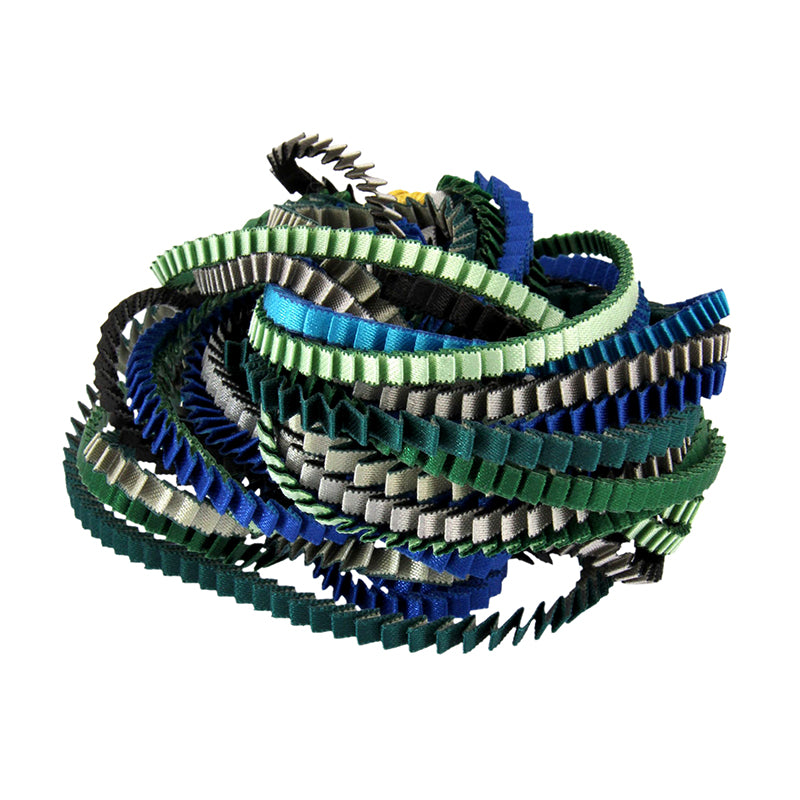 Essilp-Halskette: Veraman, Silber, Zypresse, Schwarz, Königsblau, Grün und Türkis