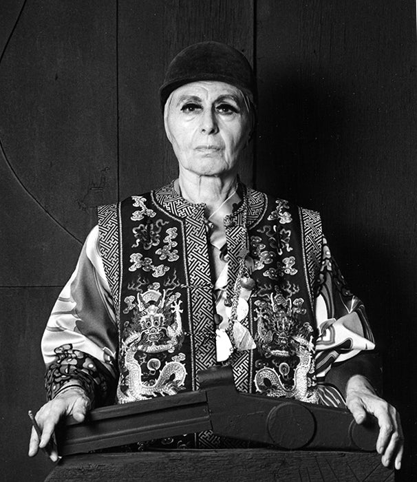 Louise Nevelson portrait by Lynn Gilbert, 1976, as commissioned by the Pace Gallery, New York.