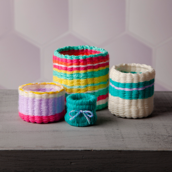 Craft Crush LoopdeLoom Weaving Loom Kit Chrysler Museum of Art