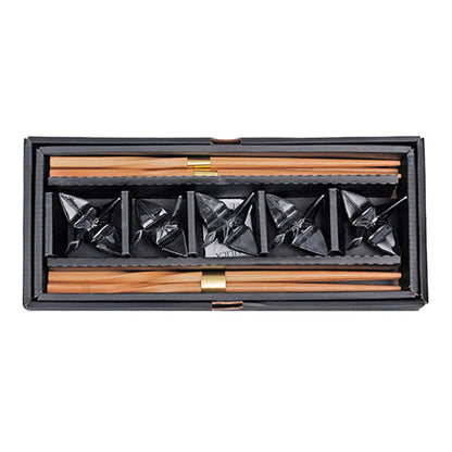 Essstäbchen aus Bambus mit schwarzen Kranichablagen / 5er-Set