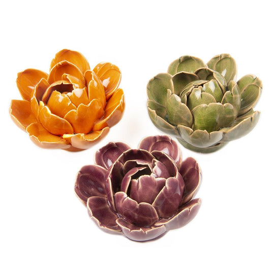 Decoraciones florales de cerámica