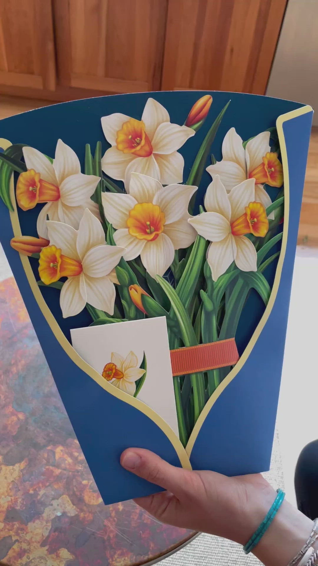 Daffodils Pop-up Paper Bouquet - Chrysler Museum Shop